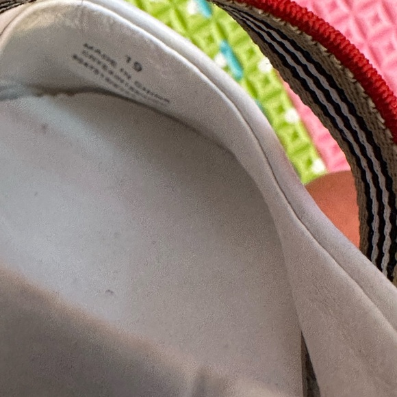 Burberry White Kids Dress Shoes with Red and Black Stripes - Picture 5 of 7